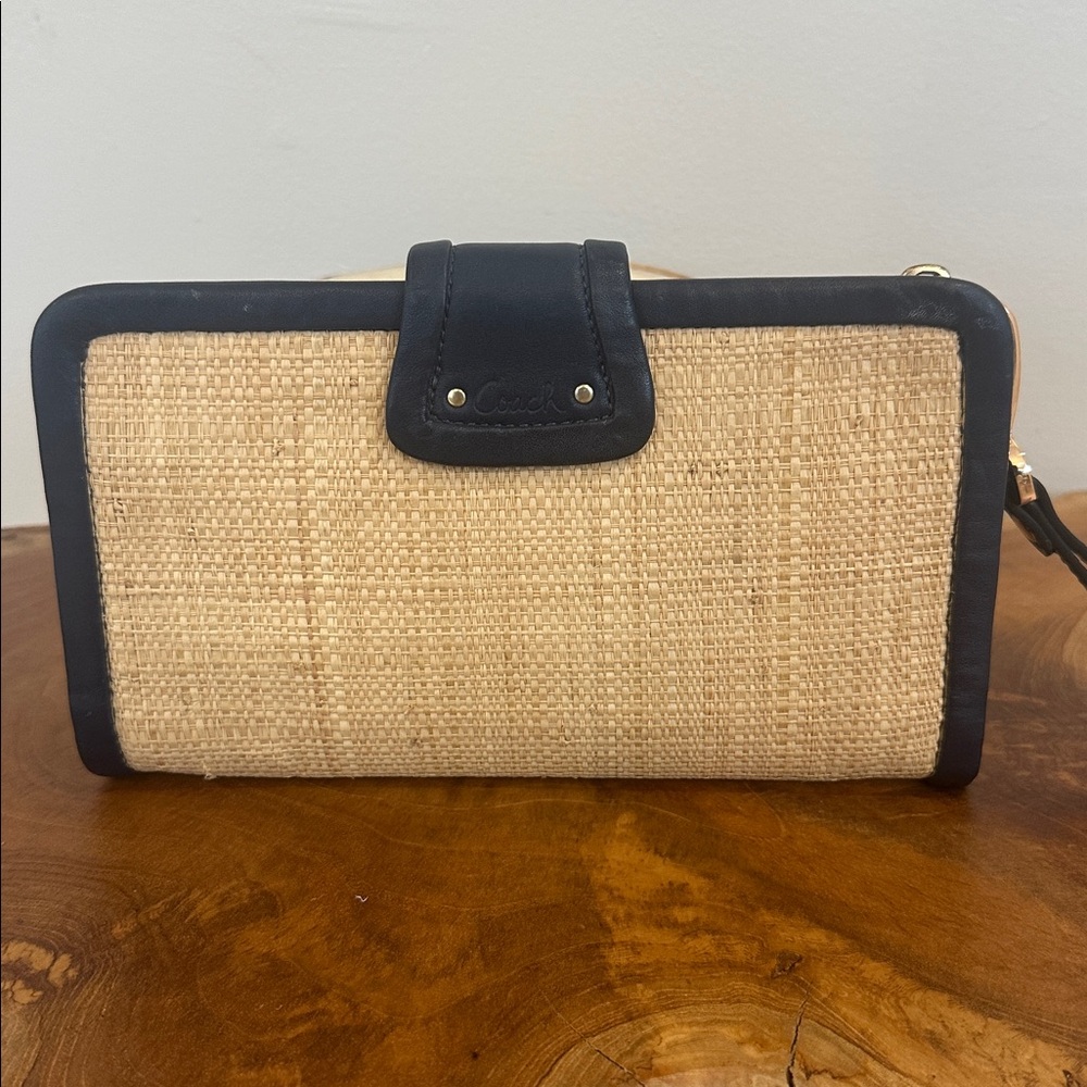 Coach Parker Convertible Clutch - Picture 4 of 11